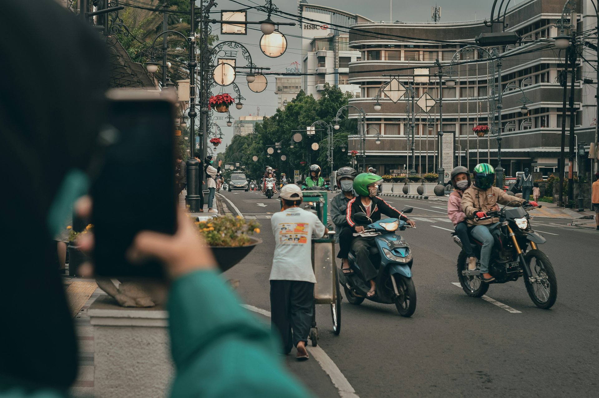 Mencari Jawaban di Kolom Komentar